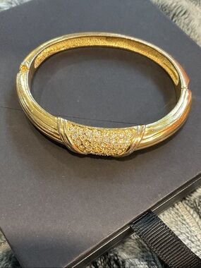 Vintage Roman Gold Tone Rhinestone Hinged Bangle Bracelet